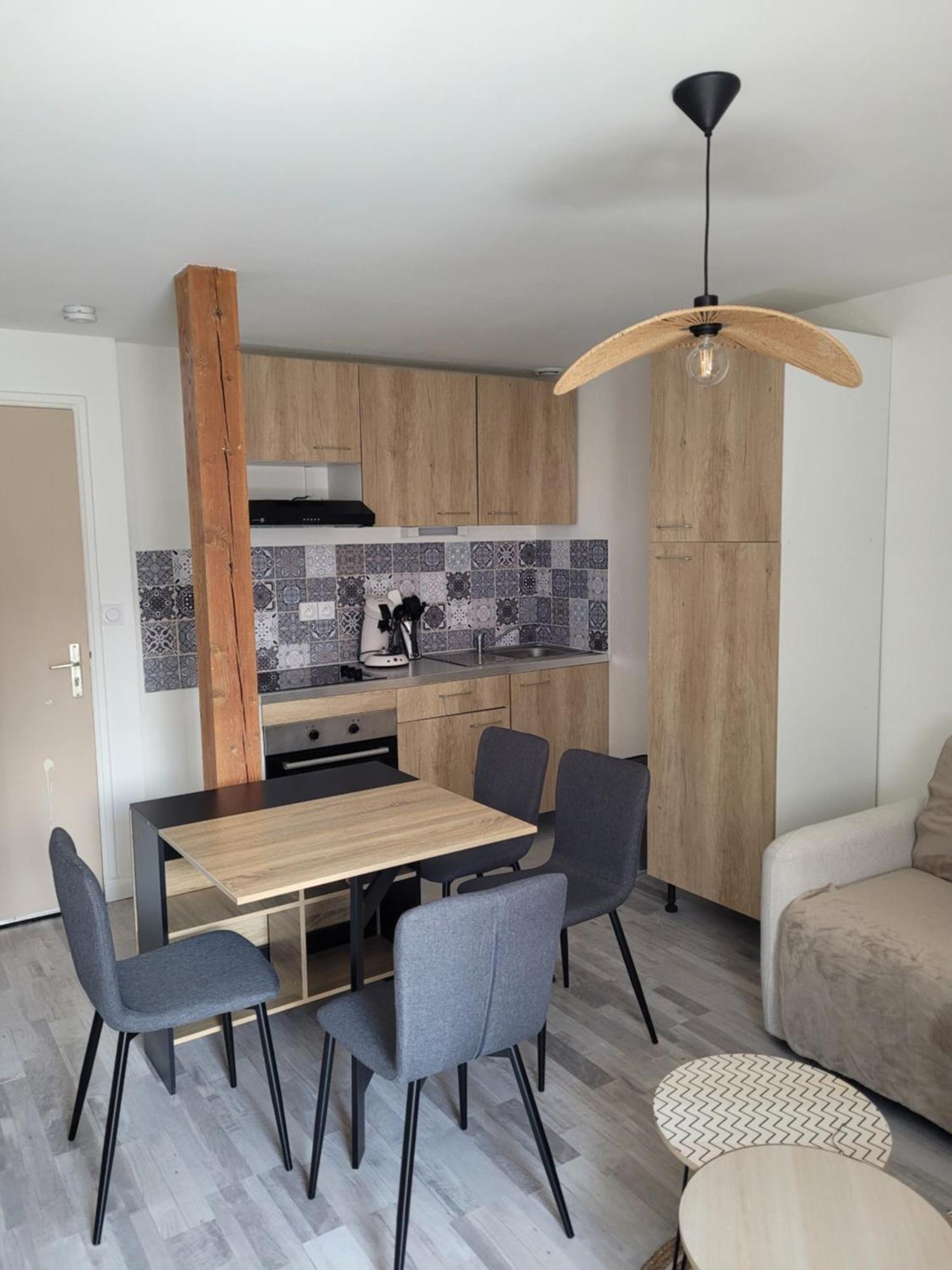 Appartement En Plein Centre La Turballe Exterior foto